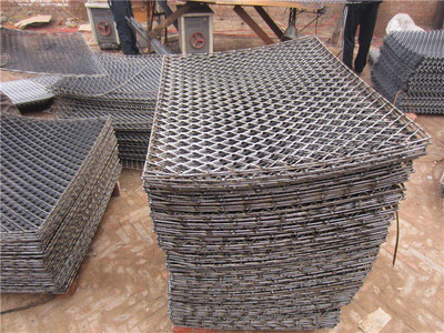 钢笆网片的应用与钢铁材料特性